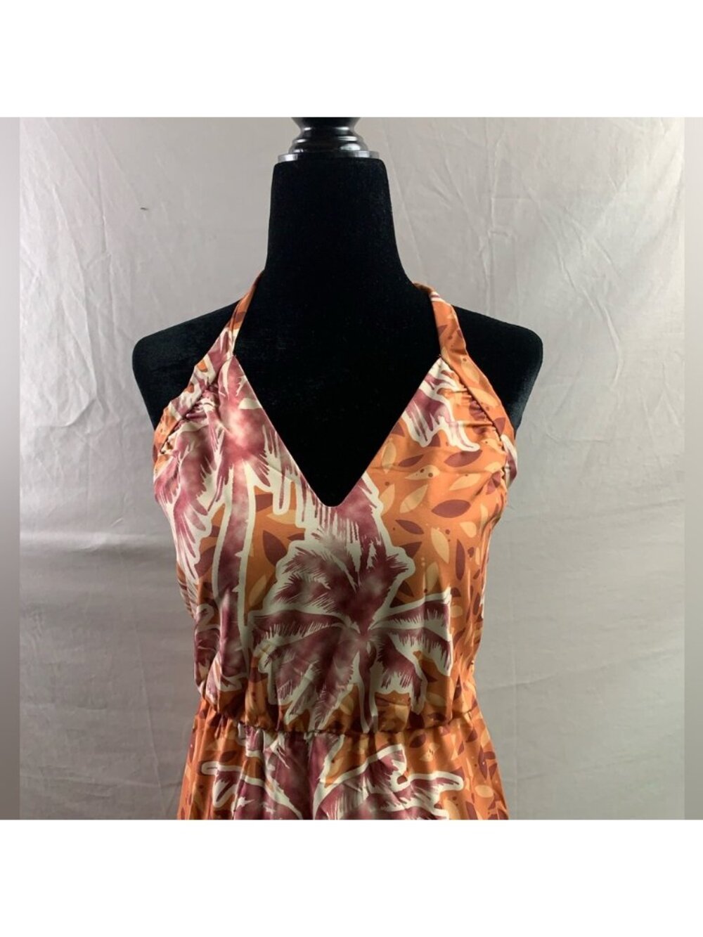 Tropical Print Ruffle Hem Tie Back Halter Dress - Picture 7 of 10